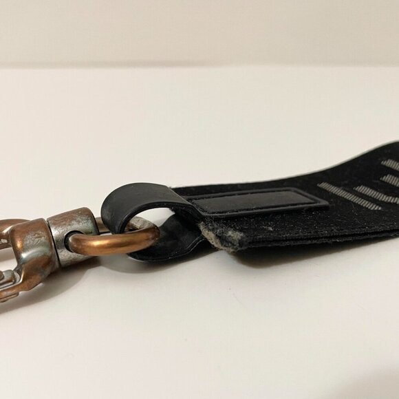 Lot of 2 Lululemon Keychains Needs Cleaning - Picture 16 of 16